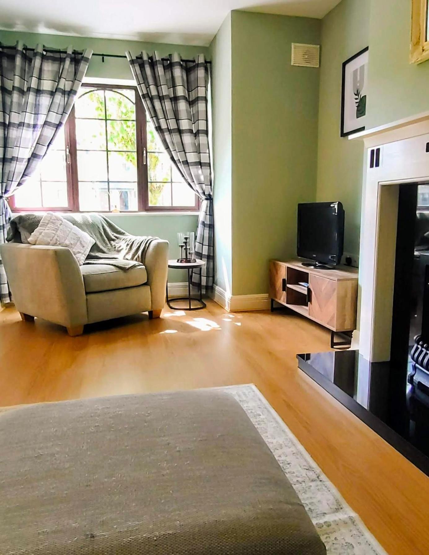 Rynn Haven - Enchanting Townhouse Lough Rynn Mohill Екстериор снимка